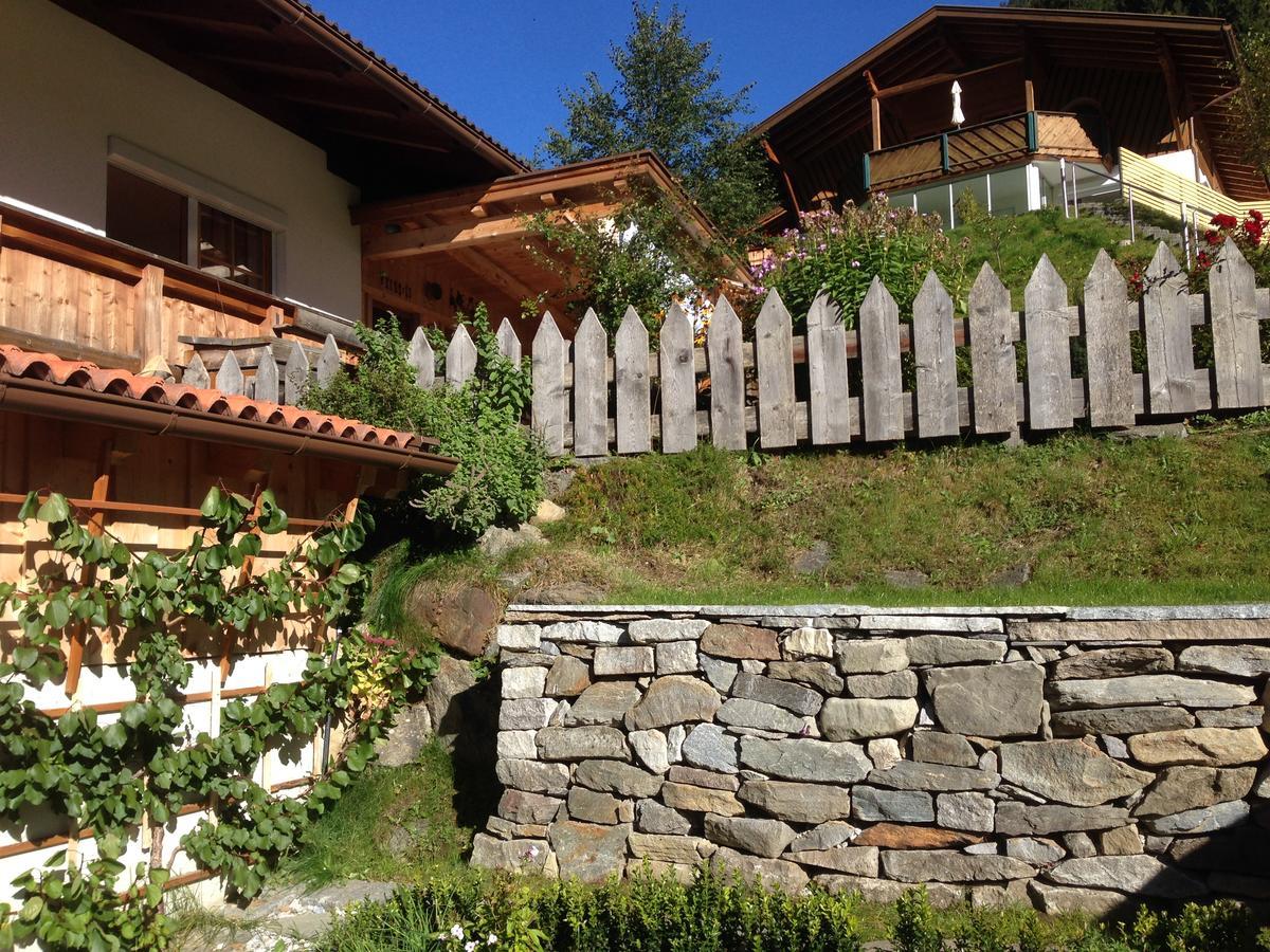 Appartement O. Tom's Hütte Neustift im Stubaital Exterior foto